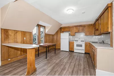 19 Mills St, Malden, MA 02148 - Photo 16