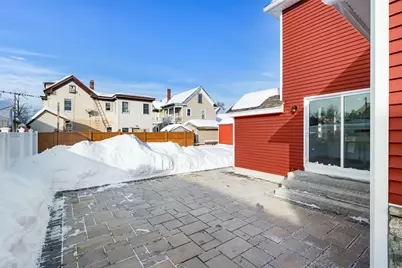 52 Lundberg St, Lowell, MA 01852 - Photo 4