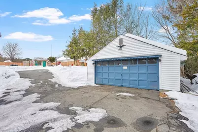 24 Clinton St, Ware, MA 01082 - Photo 2