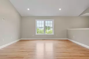 24 Bronson St, Fall River, MA 02721 - Photo 16