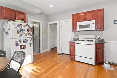 313 Nesmith St, Lowell, MA 01852 - Photo 4