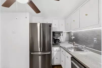 625 W Lowell Ave #3, Haverhill, MA 01832 - Photo 6