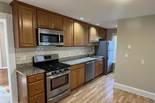 35 Hodges St, Mansfield, MA 02048 - Photo 6