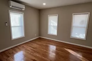 35 Hodges St, Mansfield, MA 02048 - Photo 4