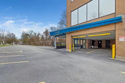 595 Pawtucket Blvd #1A, Lowell, MA 01854 - Photo 10