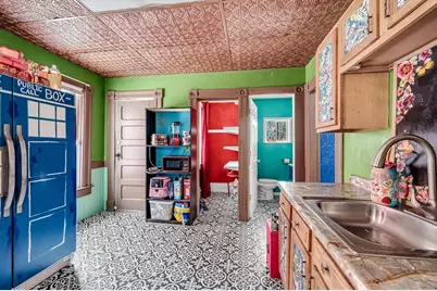 393 Saint James Avenue, Springfield, MA 01109 - Photo 10