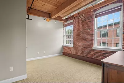 25 Cedar St #12, Amesbury, MA 01913 - Photo 4