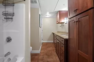 25 Cedar St, Amesbury, MA 01913 - Photo 10