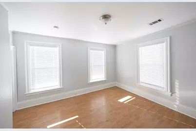 10 Sycamore #2, Worcester, MA 01608 - Photo 2