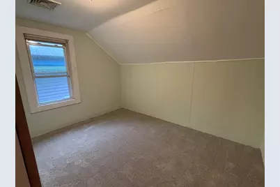 36 Washington St, Greenfield, MA 01301 - Photo 10