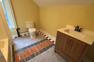 36 Washington St, Greenfield, MA 01301 - Photo 14