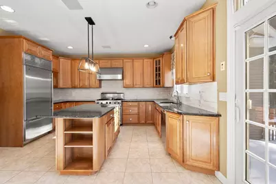 46 Mikayla Ann Dr, Rehoboth, MA 02769 - Photo 12