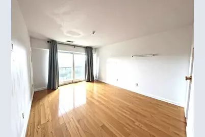 133 Commander Shea Blvd #502, Quincy, MA 02171 - Photo 4