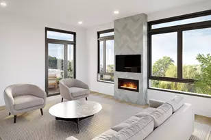 45 Bartlett Crescent, Brookline, MA 02446 - Photo 2