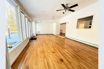 36 Chestnut Ave, Braintree, MA 02184 - Photo 8