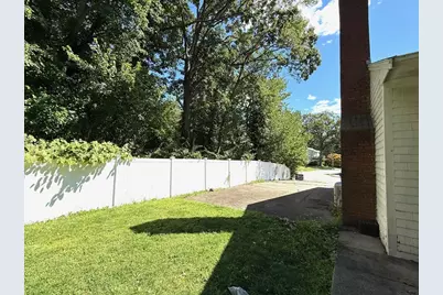 36 Chestnut Ave, Braintree, MA 02184 - Photo 18