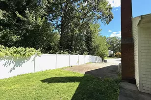 36 Chestnut Ave, Braintree, MA 02184 - Photo 18