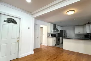 36 Chestnut Ave, Braintree, MA 02184 - Photo 4