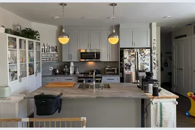 434 McGrath Highway #414, Somerville, MA 02143 - Photo 4