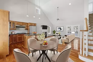 18 Winterberry Ln, Hanover, MA 02339 - Photo 6