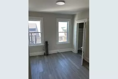 50 Vernon St #2R, Worcester, MA 01610 - Photo 2