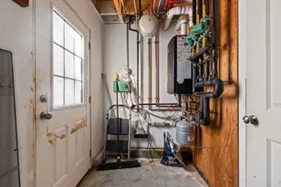 3 Grand Ave, Haverhill, MA 01830 - Photo 18