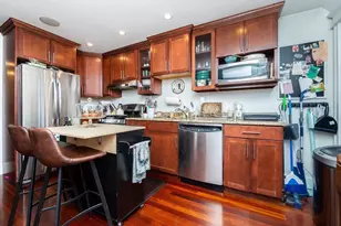 632 E Broadway, Boston, MA 02127 - Photo 2