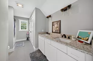 124 Tiffany St, Attleboro, MA 02703 - Photo 30