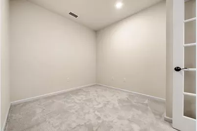 2 Stratton Dr #102, Woburn, MA 01801 - Photo 12