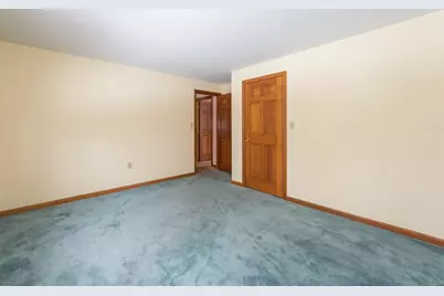 28 Bridle Path Rd, Dracut, MA 01826 - Photo 20