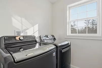 245 Salem, Dracut, MA 01826 - Photo 22