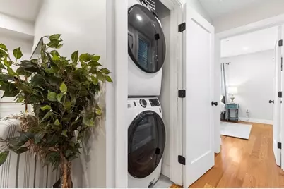 176 W Seventh #2, Boston, MA 02127 - Photo 14