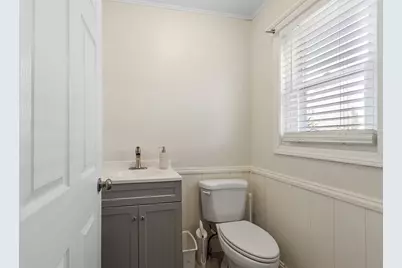 26 Farmland Rd #C, Lowell, MA 01850 - Photo 10