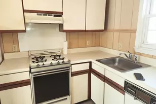 456 Cold Spring Ave, West Springfield, MA 01089 - Photo 4