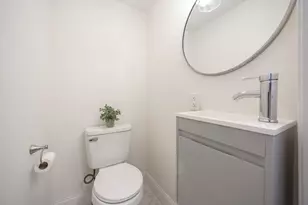 42 York St, Andover, MA 01810 - Photo 12