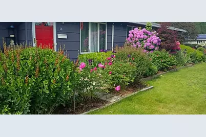 14 Ridgefield Dr, Framingham, MA 01701 - Photo 4