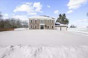 2 Hemlock St, Paxton, MA 01612 - Photo 2