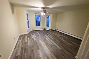 18 Barclay St, Lowell, MA 01851 - Photo 4