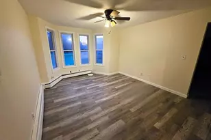 18 Barclay St, Lowell, MA 01851 - Photo 2