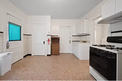 64 West St #2, Leominster, MA 01453 - Photo 2