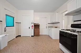 64 West St, Leominster, MA 01453 - Photo 2