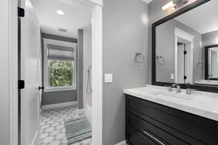 239 Oxford Dr, Barnstable, MA 02635 - Photo 26