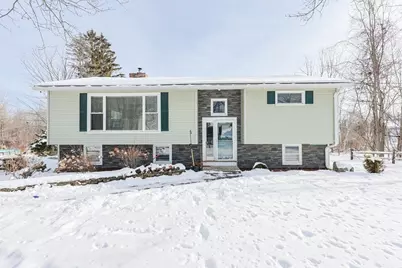 609 Ashby West Rd, Fitchburg, MA 01420 - Photo 2