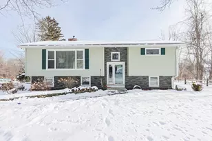 609 Ashby West Rd, Fitchburg, MA 01420 - Photo 2