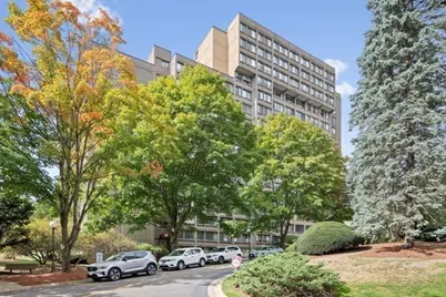 250 Hammond Pond Pkwy #102N, Newton, MA 02467 - Photo 1