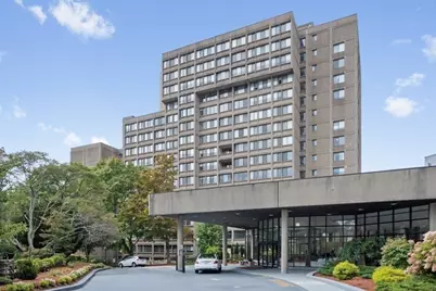 250 Hammond Pond Pkwy #102N, Newton, MA 02467 - Photo 2
