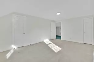 231 Dayton St, Springfield, MA 01118 - Photo 22