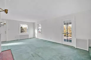 231 Dayton St, Springfield, MA 01118 - Photo 14