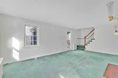 231 Dayton St, Springfield, MA 01118 - Photo 12