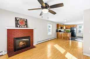 7 Valleyview Ct, Fitchburg, MA 01420 - Photo 4